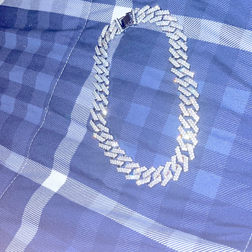 Don’t wear it no more need the money